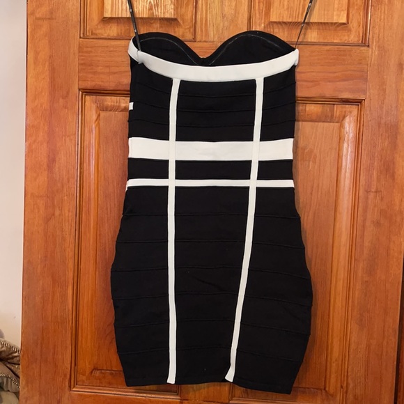 Forever21 Black and White Bandage Mini Dress - Picture 4 of 4